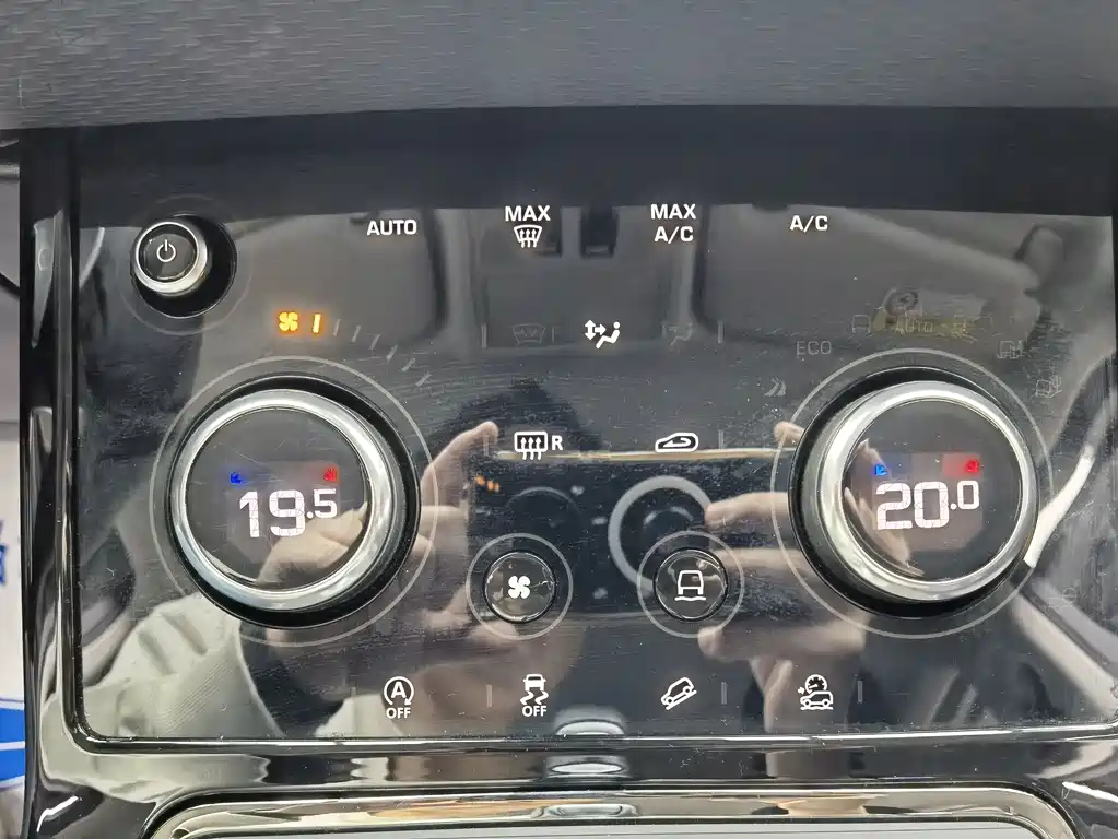 LAND ROVER RANGE ROVER AURORA