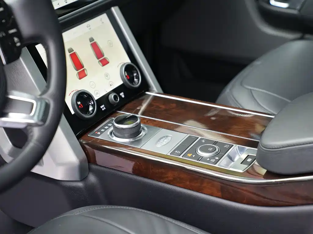 Land Rover Range Rover — миниатюра 12