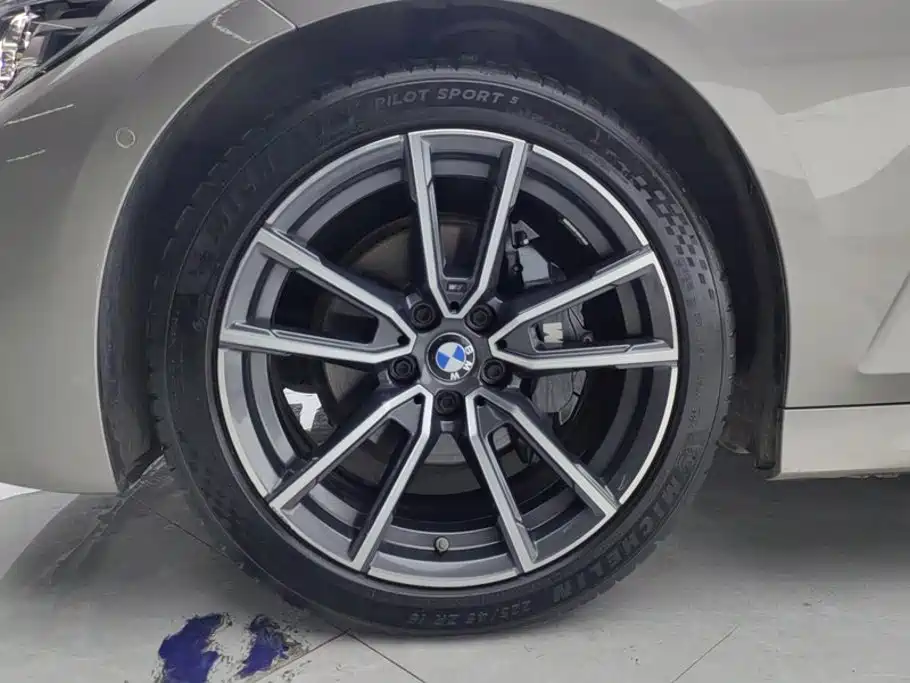 BMW 3 Series — миниатюра 6