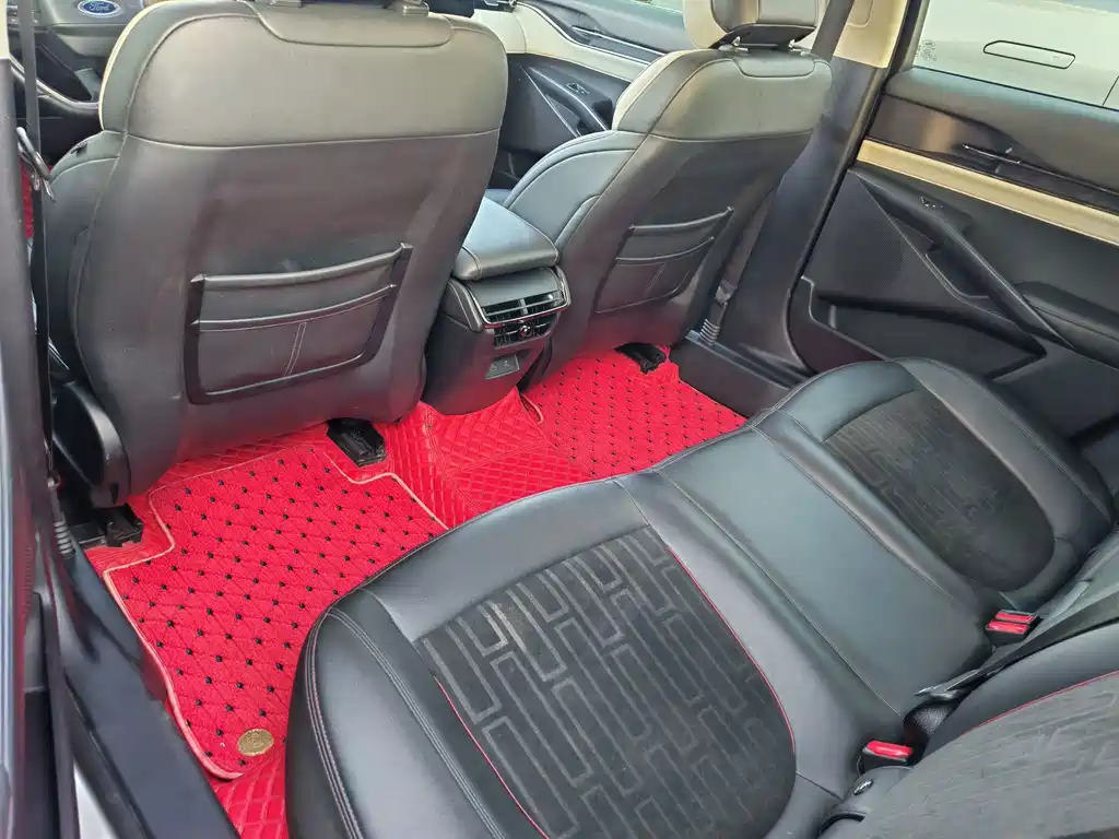 Ford Mondeo — миниатюра 9