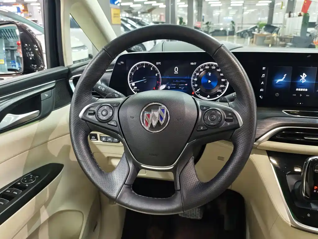 Buick GL8 — миниатюра 13