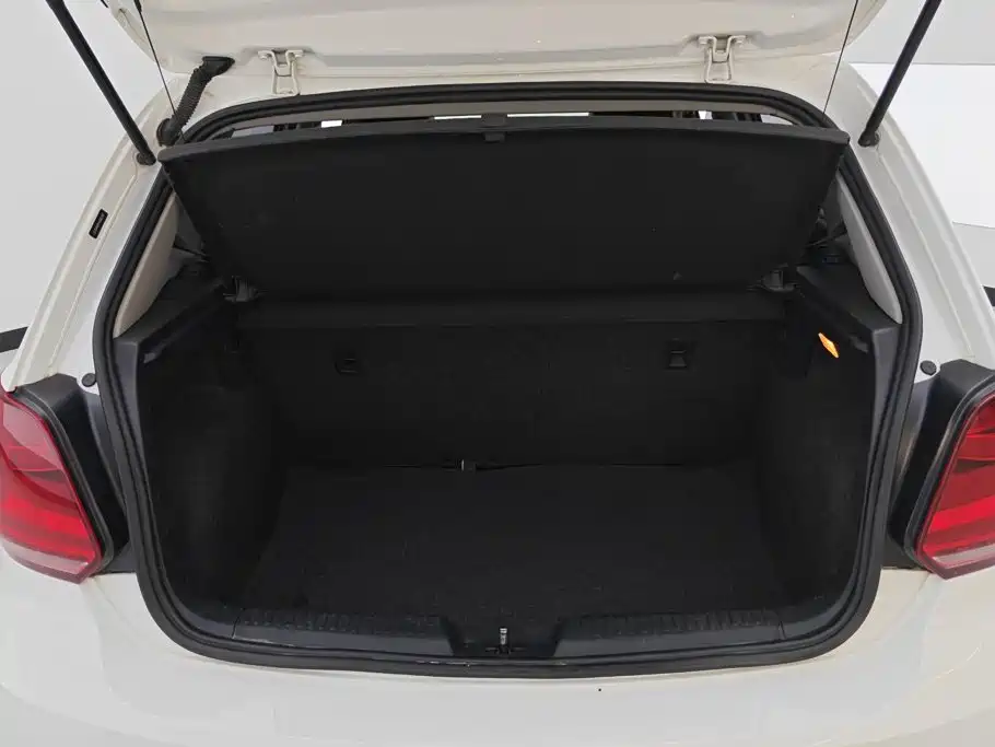 Volkswagen Polo — миниатюра 4
