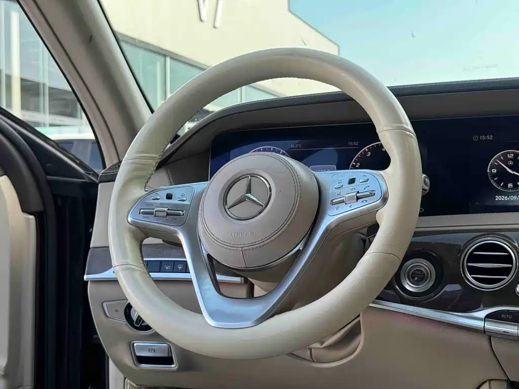 Mercedes-Benz S-Class — миниатюра 9