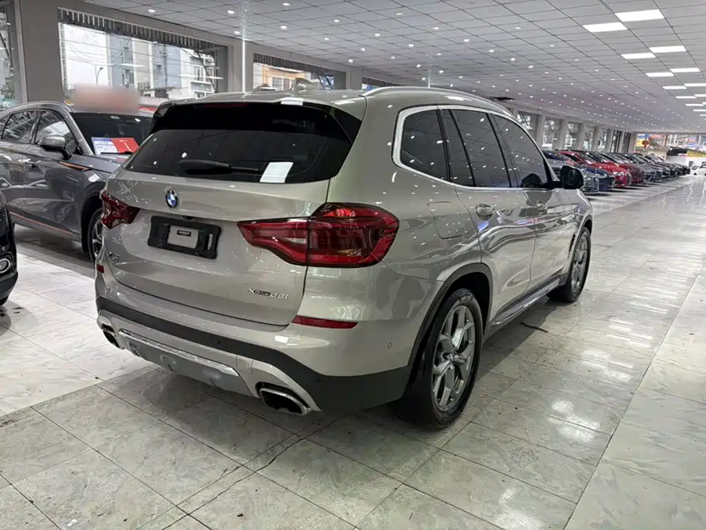 BMW X3 — миниатюра 7