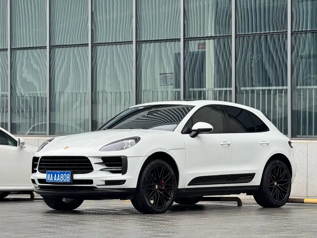Porsche Macan — миниатюра 3