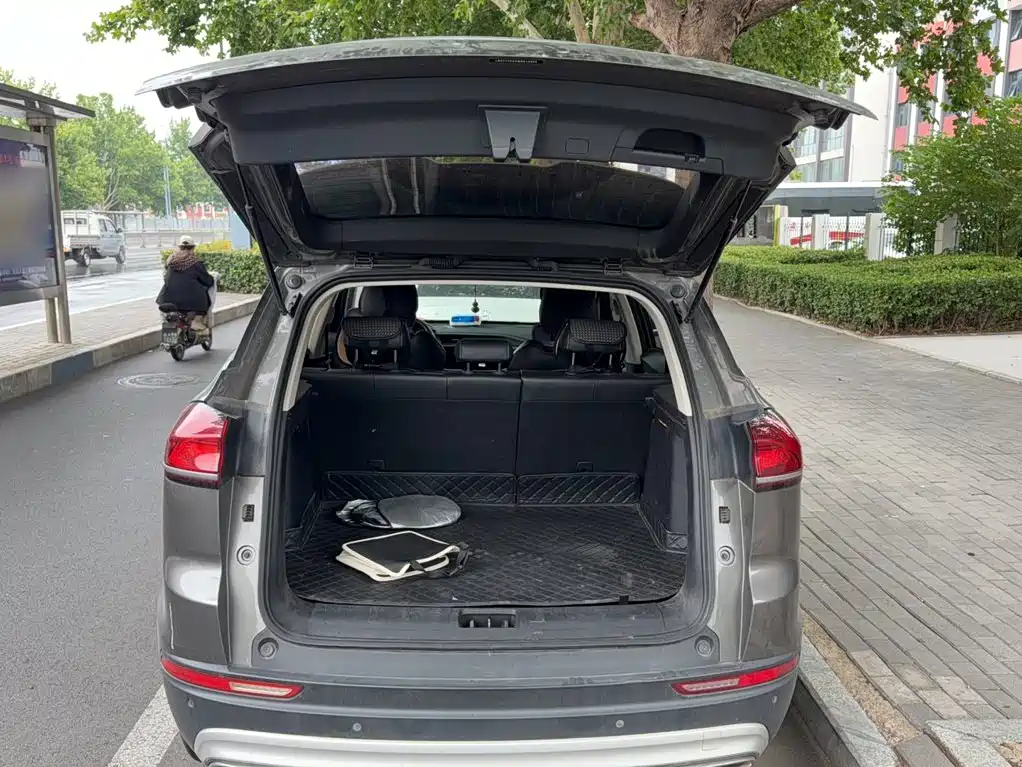 Geely Boyue — миниатюра 17