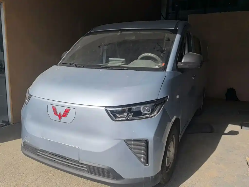Wuling Yangguang — миниатюра 2
