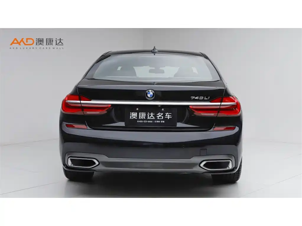 BMW 7 Series — миниатюра 4