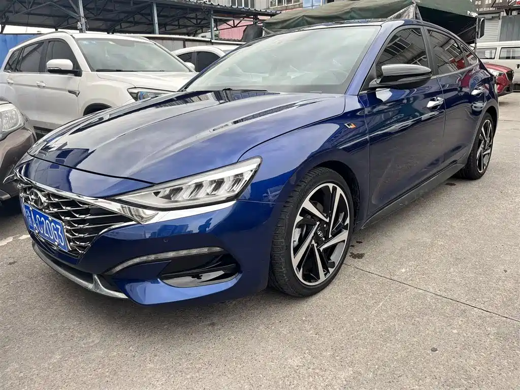 Купить Hyundai Fista