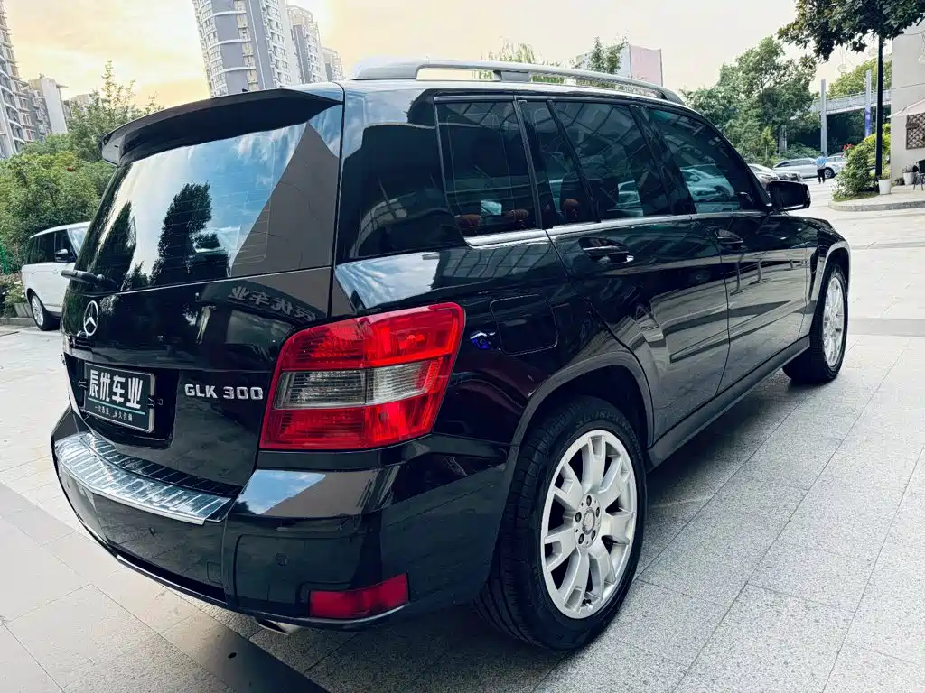 Mercedes-Benz GLK-Class (Import) — миниатюра 5