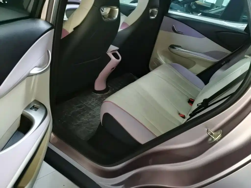 BYD Dolphin — миниатюра 17