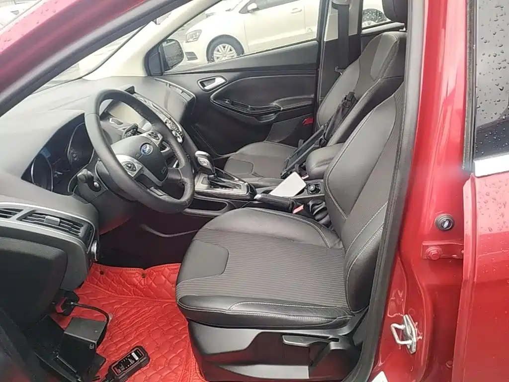 Ford Focus — миниатюра 15