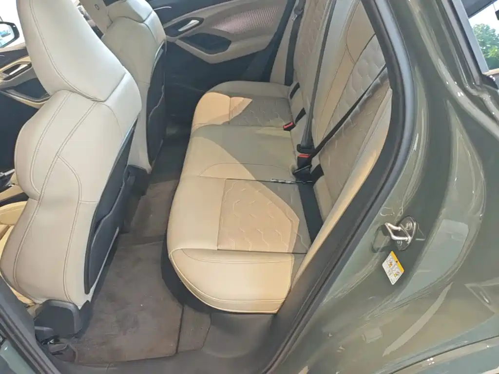 Audi Q6L e-tron — миниатюра 17