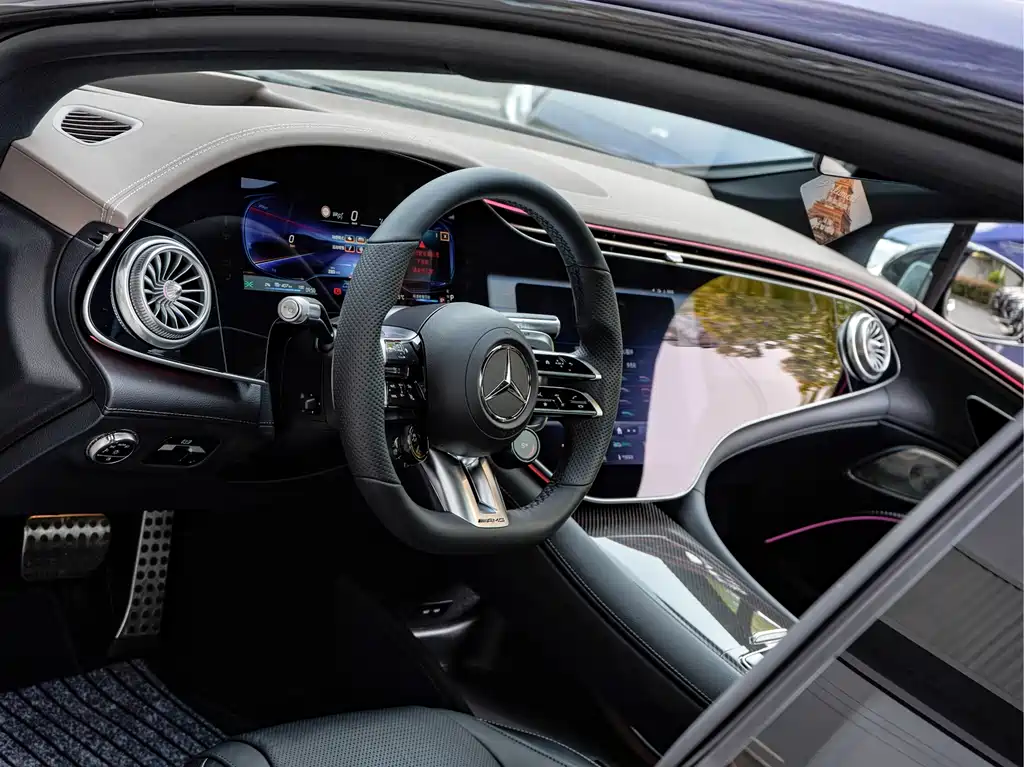 MERCEDES-BENZ EQS AMG