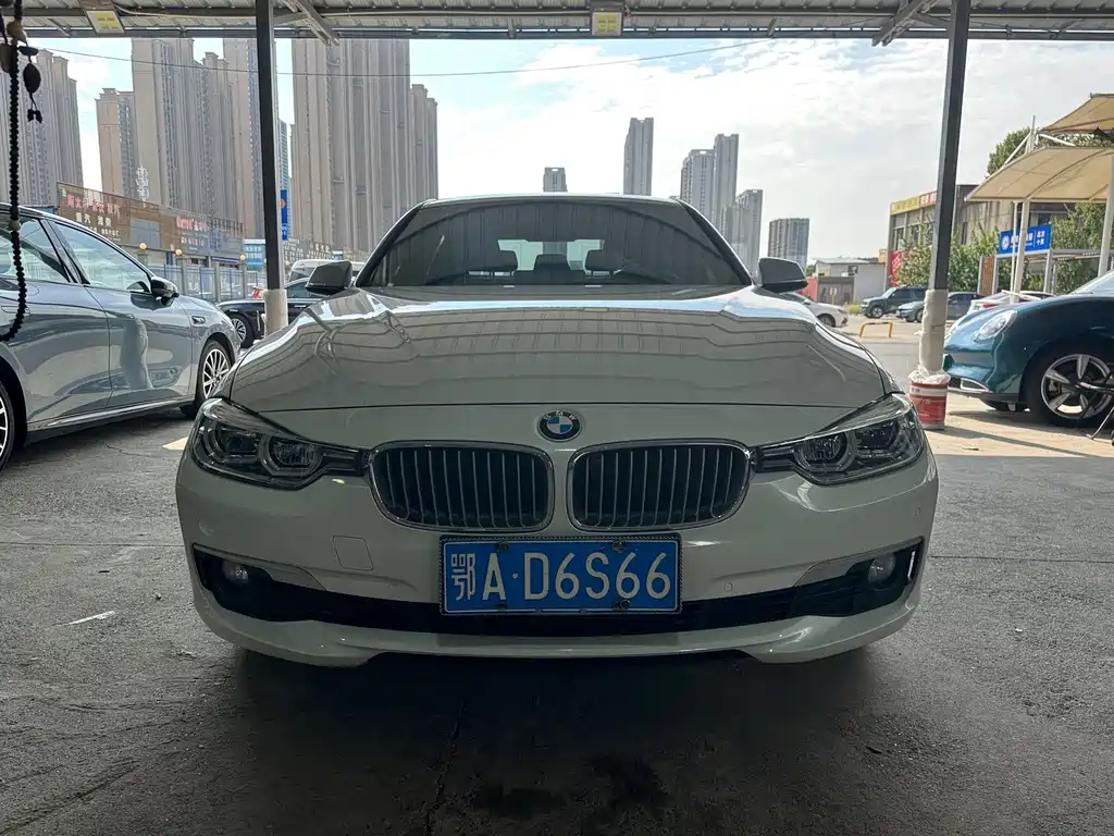 BMW 3 Series — миниатюра 2