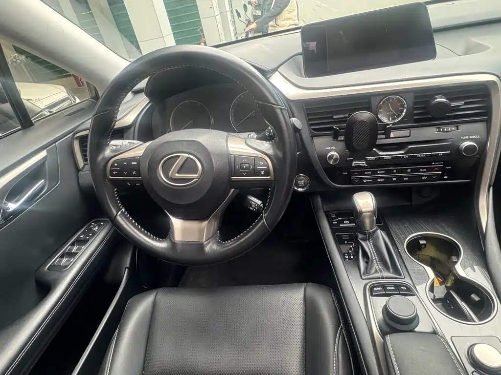 LEXUS RX
