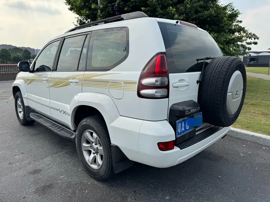 Toyota Prado (Import) — миниатюра 4