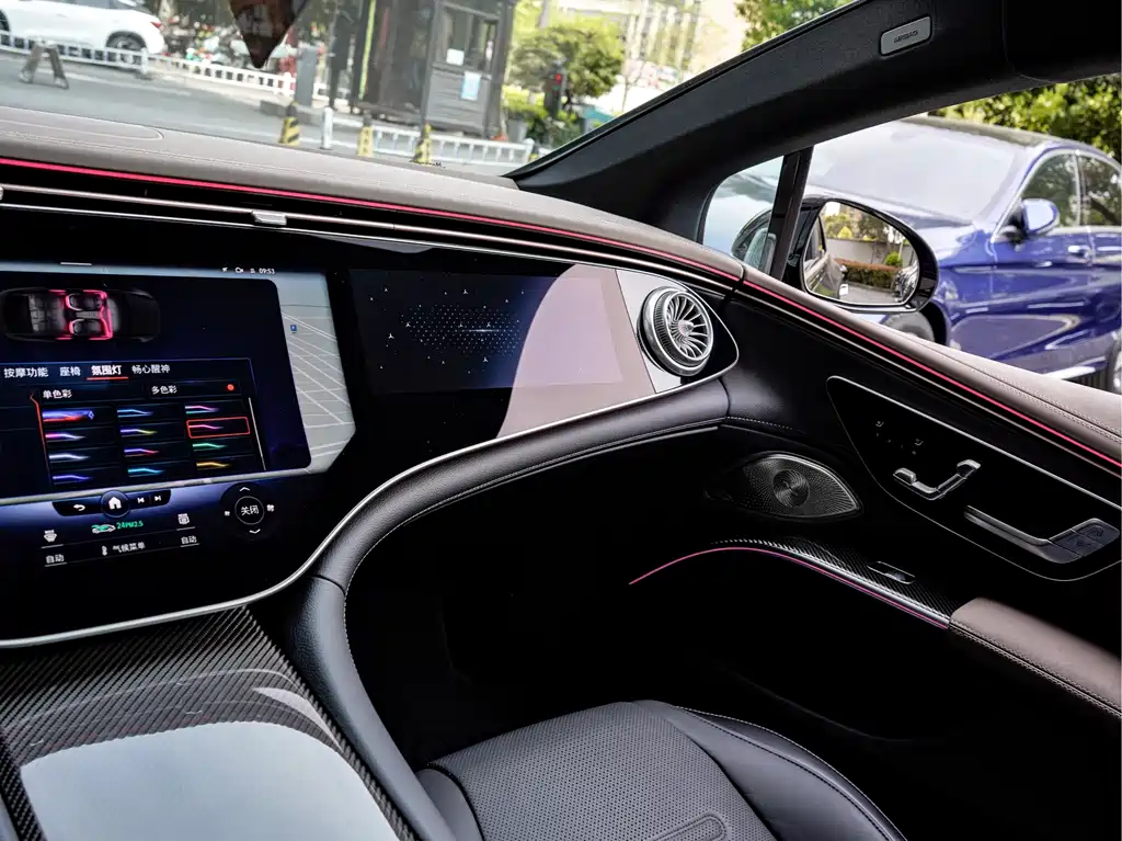 MERCEDES-BENZ EQS AMG