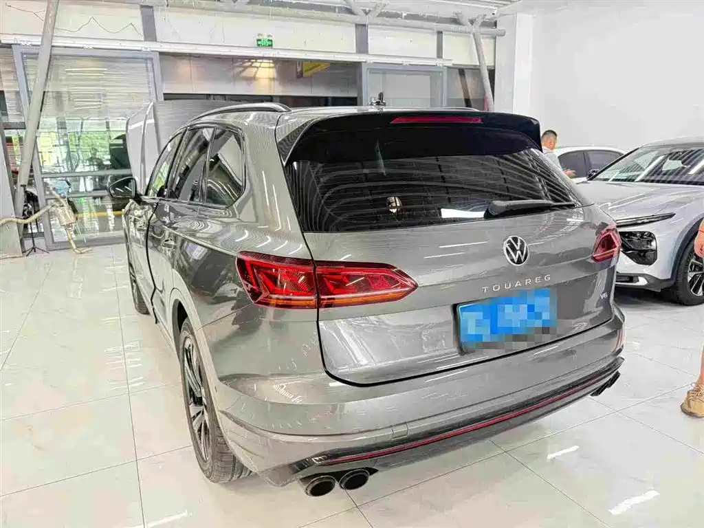 Volkswagen Touareg 2022 3.0TSI Sport