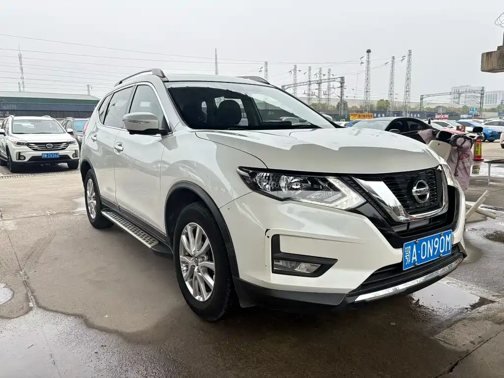 NISSAN QIJUN