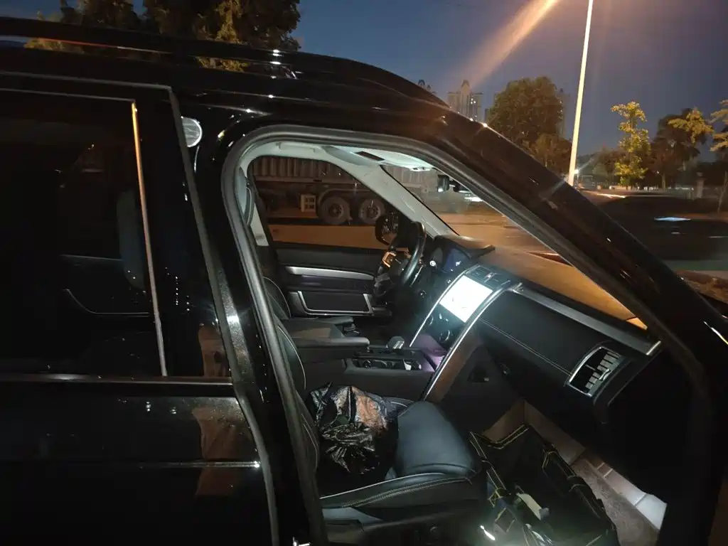 Land Rover Discovery — миниатюра 19