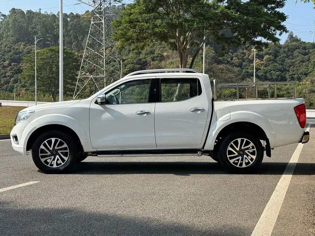 Nissan Navara — миниатюра 8