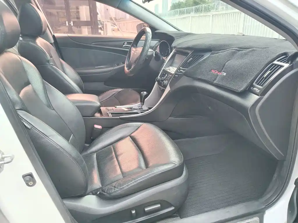 Hyundai Sonata — миниатюра 14