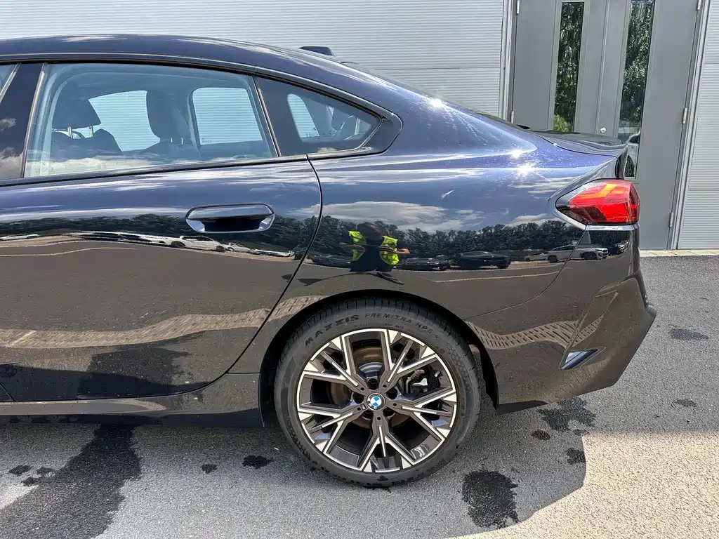 BMW 2 Series — миниатюра 6