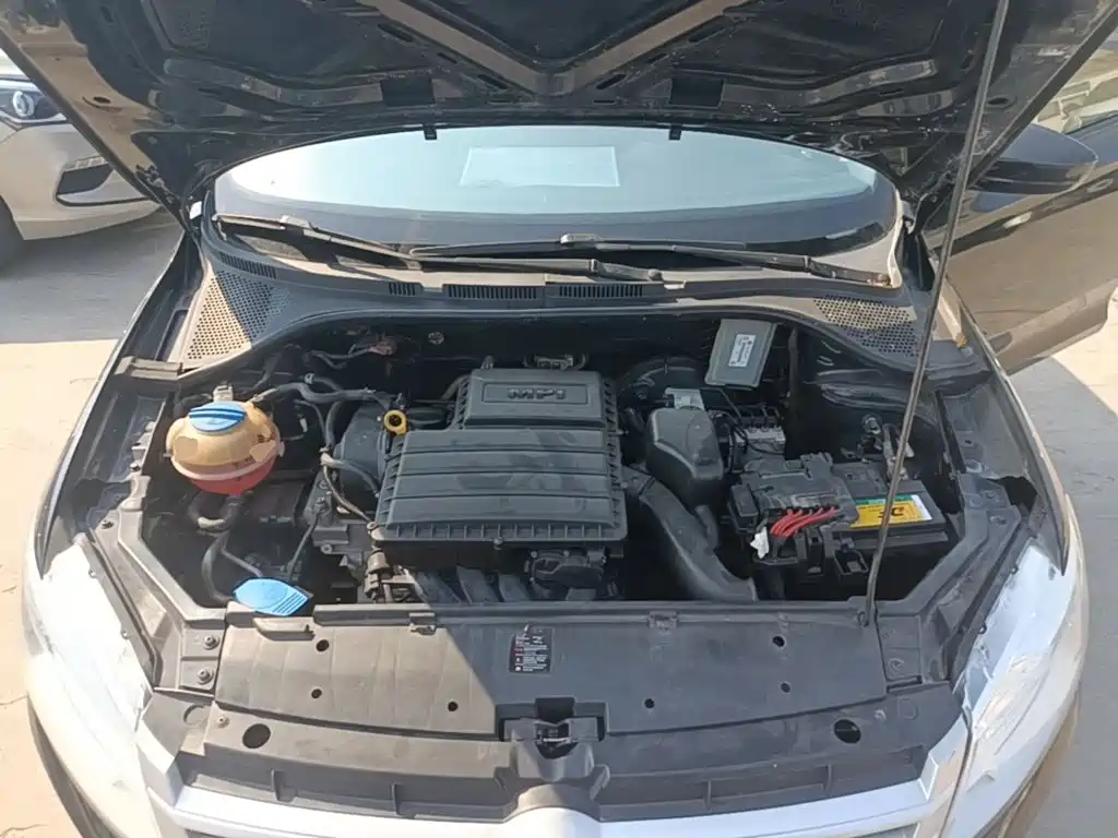 Volkswagen Santana — миниатюра 20
