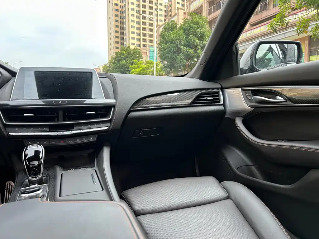 Cadillac CT5 — миниатюра 18