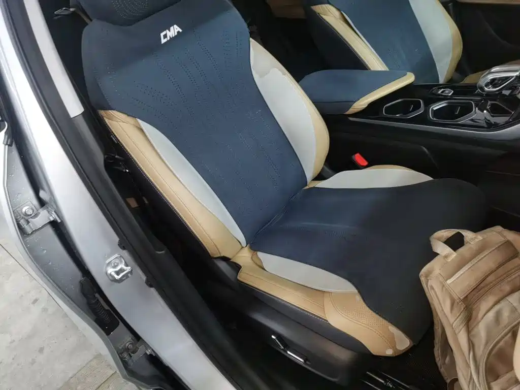 Geely Boyue L — миниатюра 25