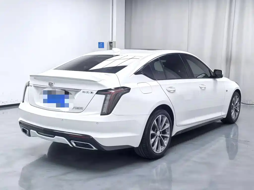 Cadillac CT5 — миниатюра 4