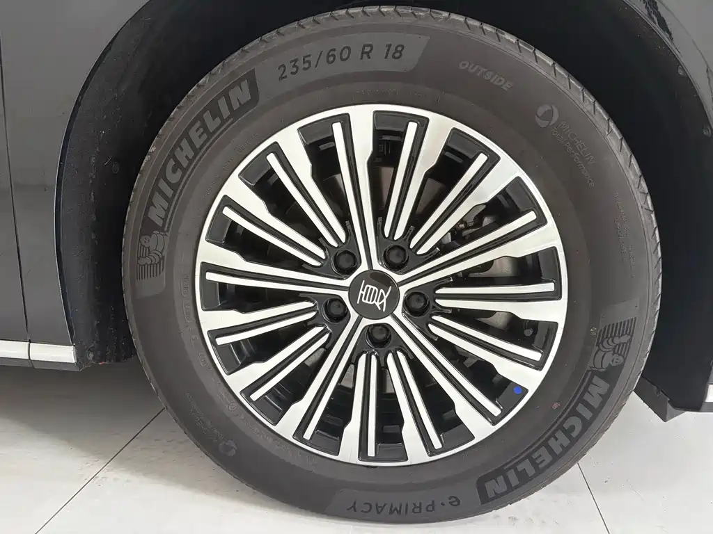 BYD Xia — миниатюра 25