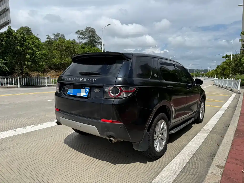 Land Rover Discovery Sport — миниатюра 12