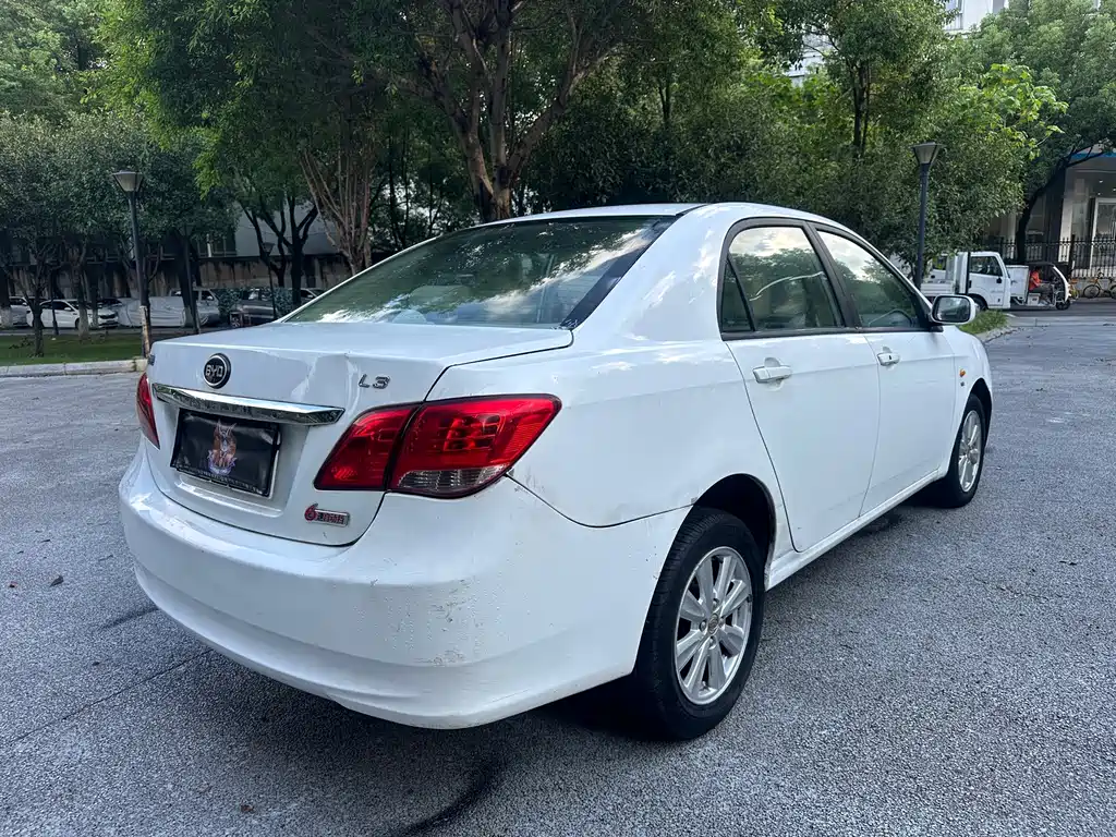 BYD L3 — миниатюра 6
