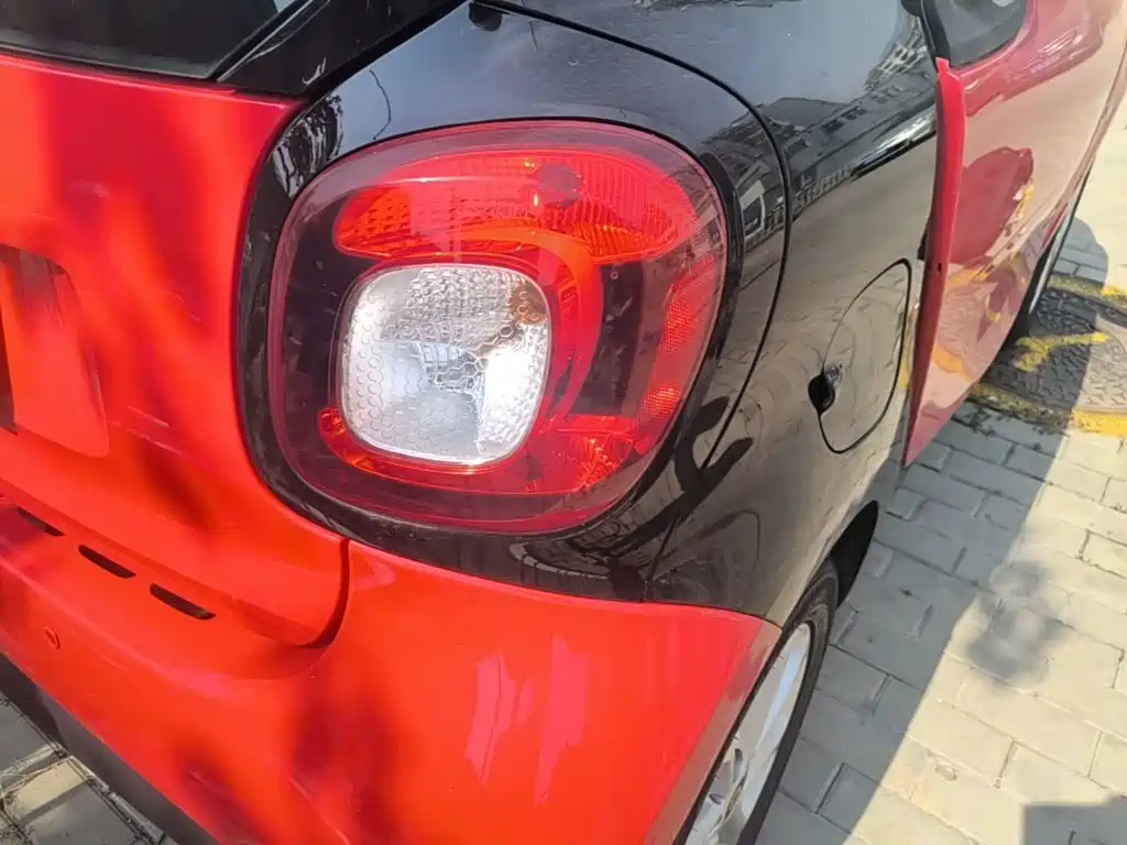 smart Smart Fortwo — миниатюра 8