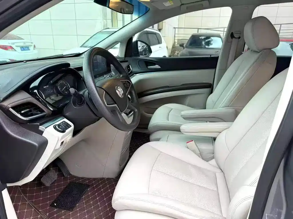 Buick GL8 — миниатюра 4