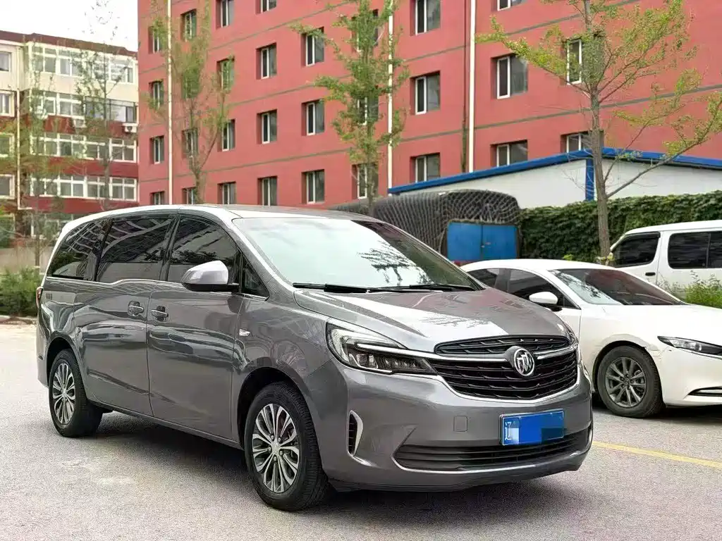 Buick GL8 — миниатюра 3
