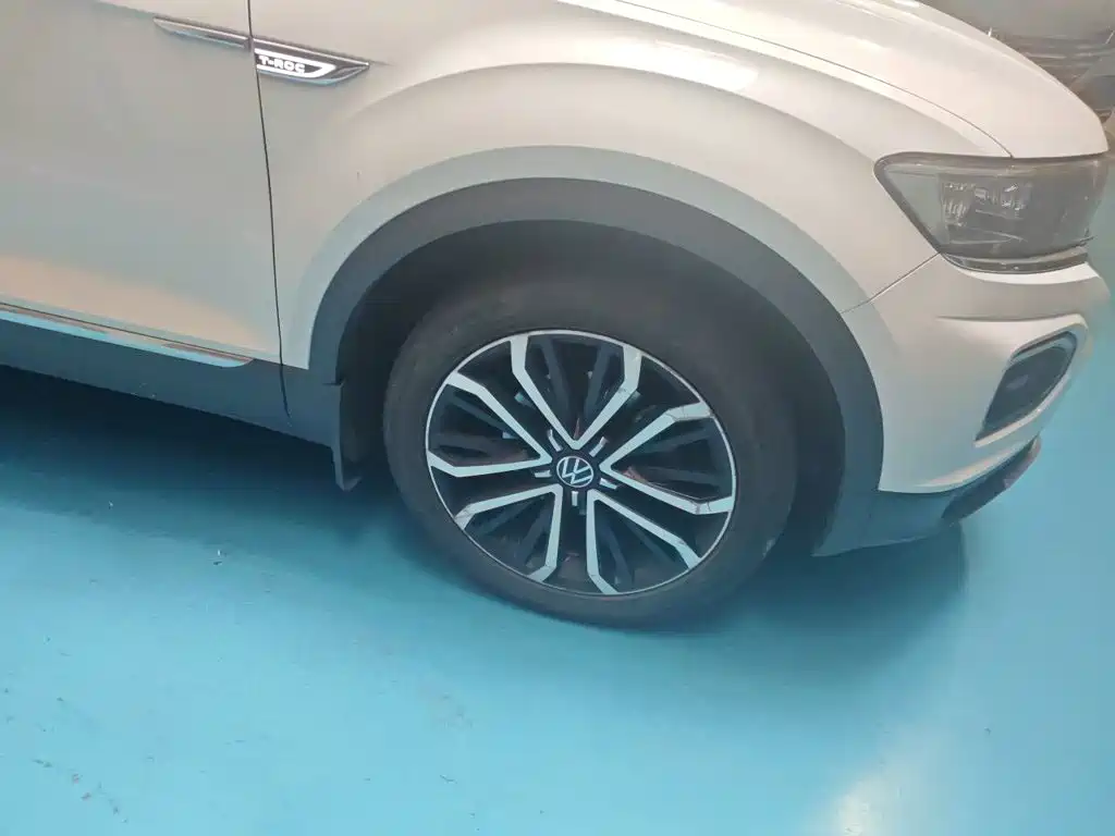 Volkswagen T-Roc — миниатюра 24