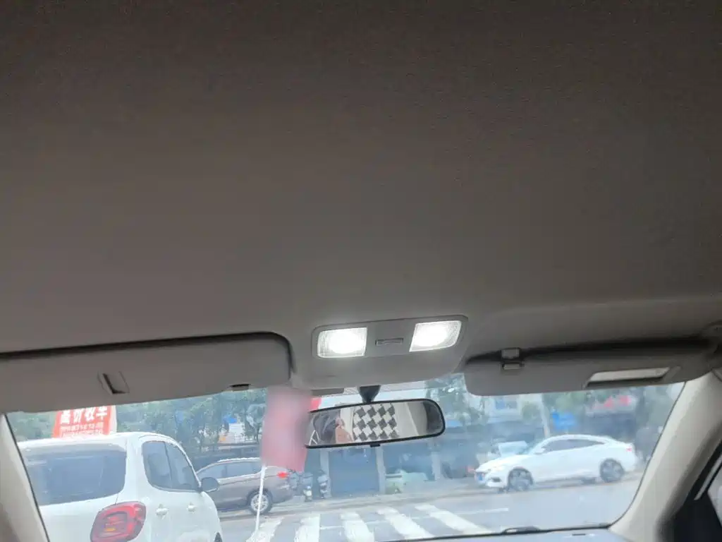Hyundai Verna — миниатюра 18