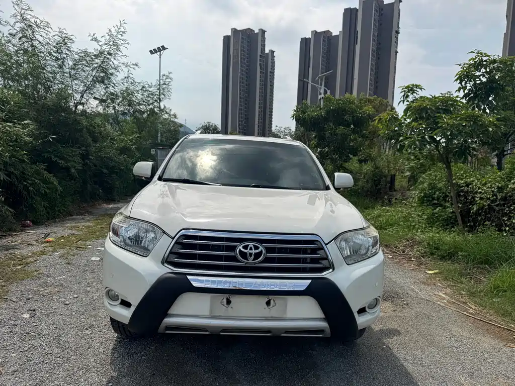 Toyota Highlander — миниатюра 2
