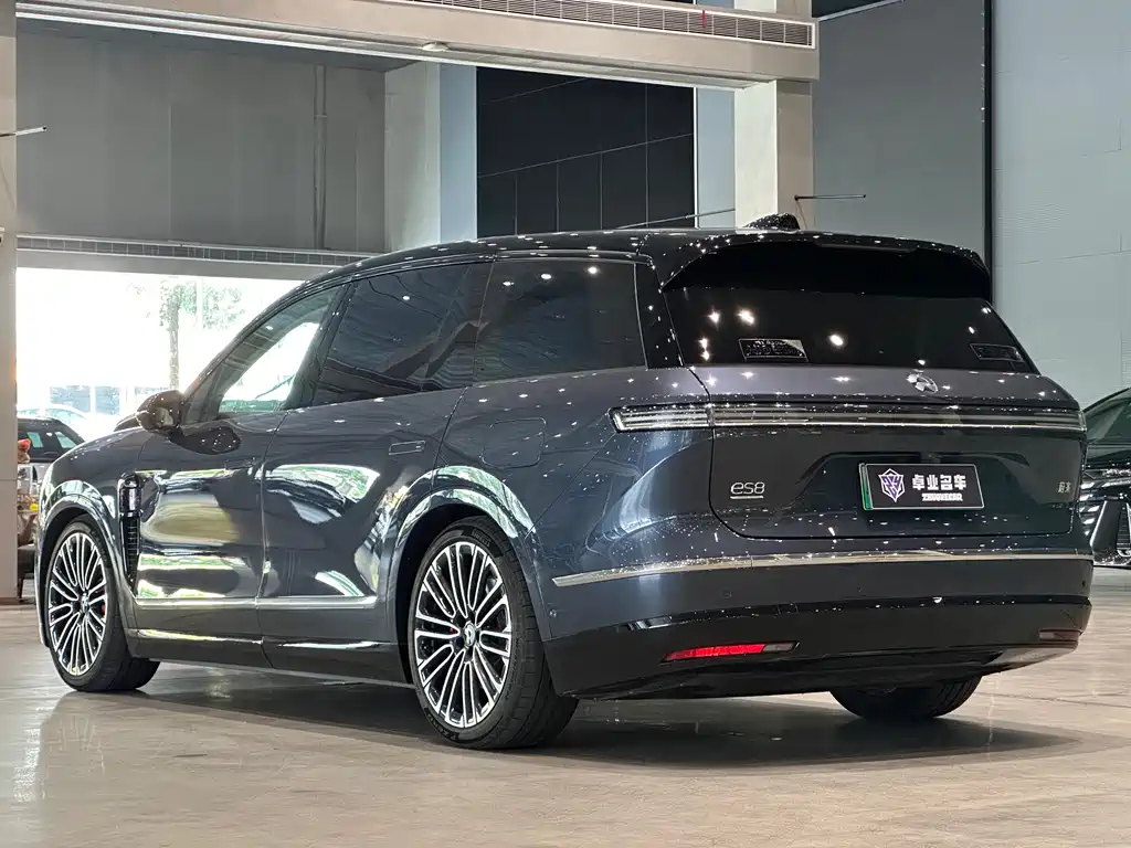 NIO ES8 — миниатюра 3