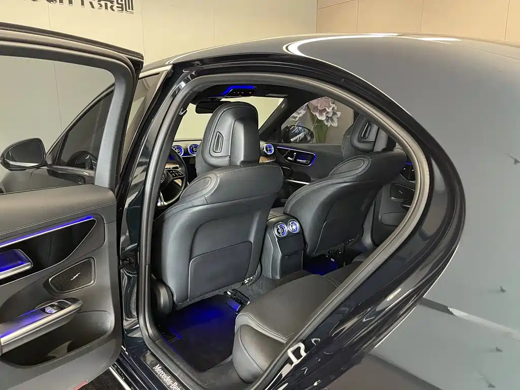 Mercedes-Benz C-Class — миниатюра 28