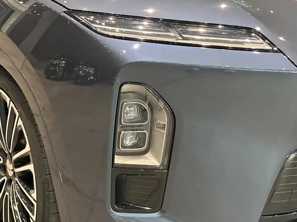 NIO ES8 — миниатюра 5