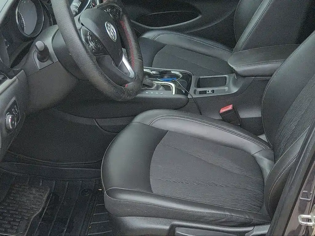 Buick Verano — миниатюра 8