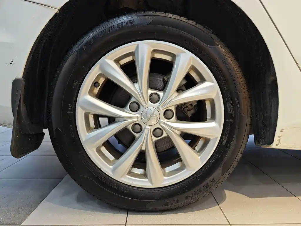 Roewe i5 — фотографии объявления, Фото 29