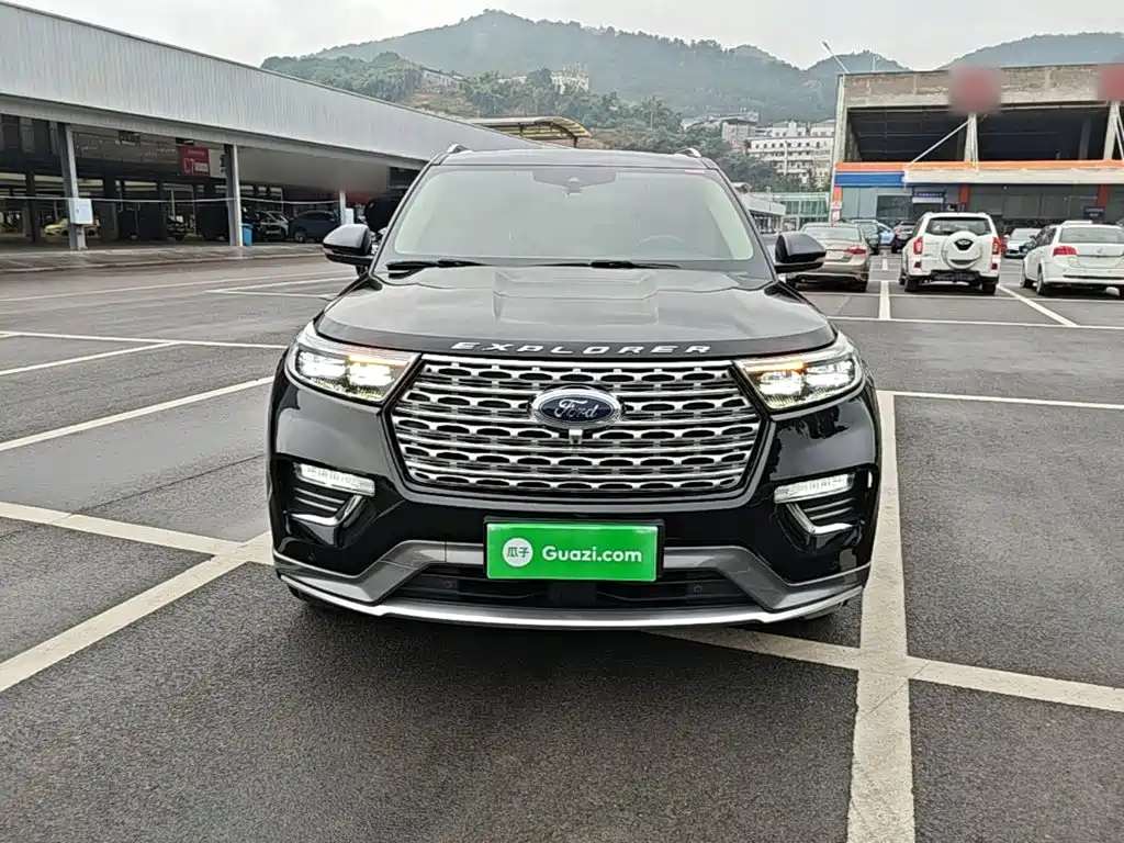 Ford Explorer — миниатюра 3