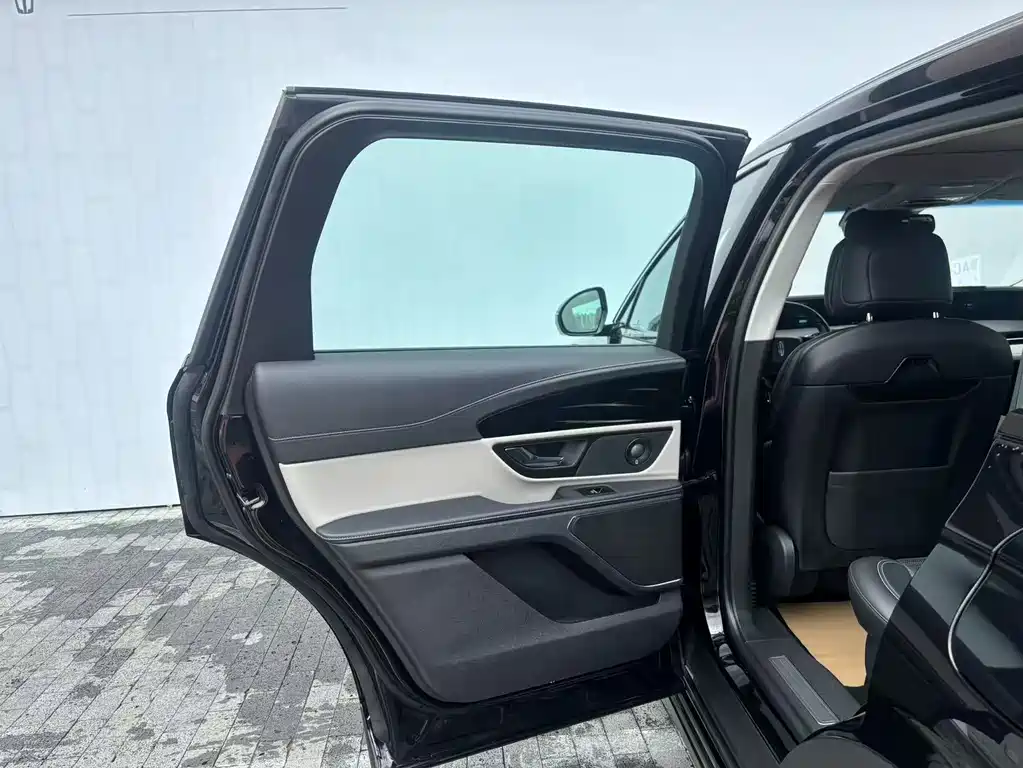 Lincoln Nautilus 2023 2.0T