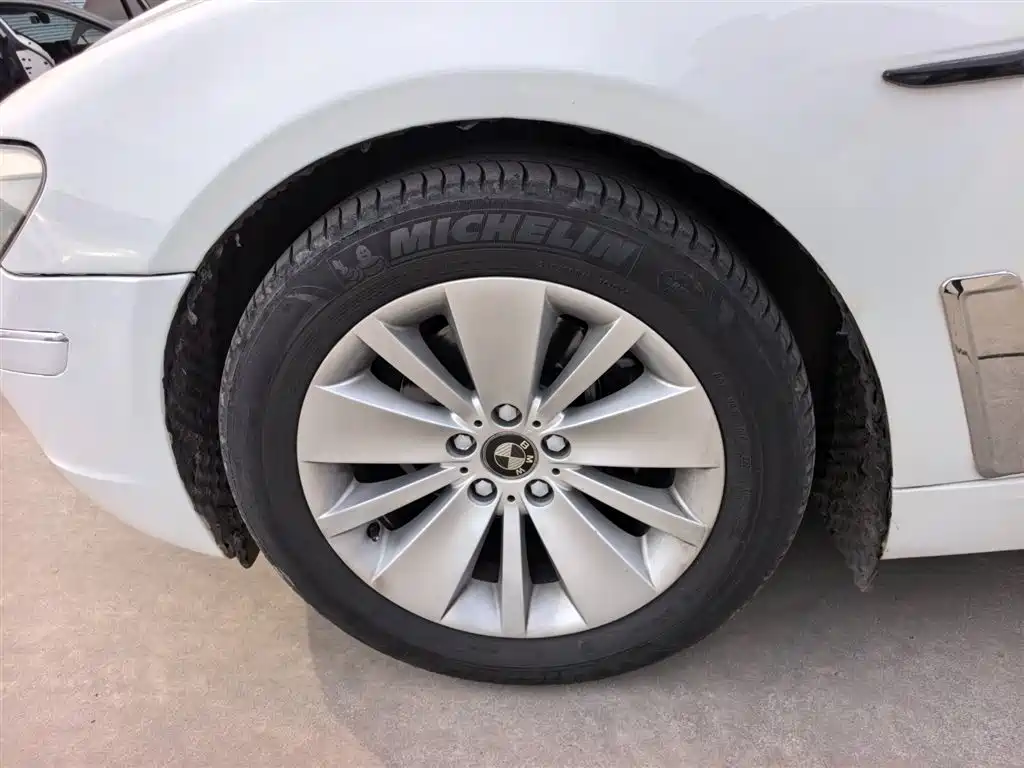 BMW 7 Series 7 2008 730Li Lead
