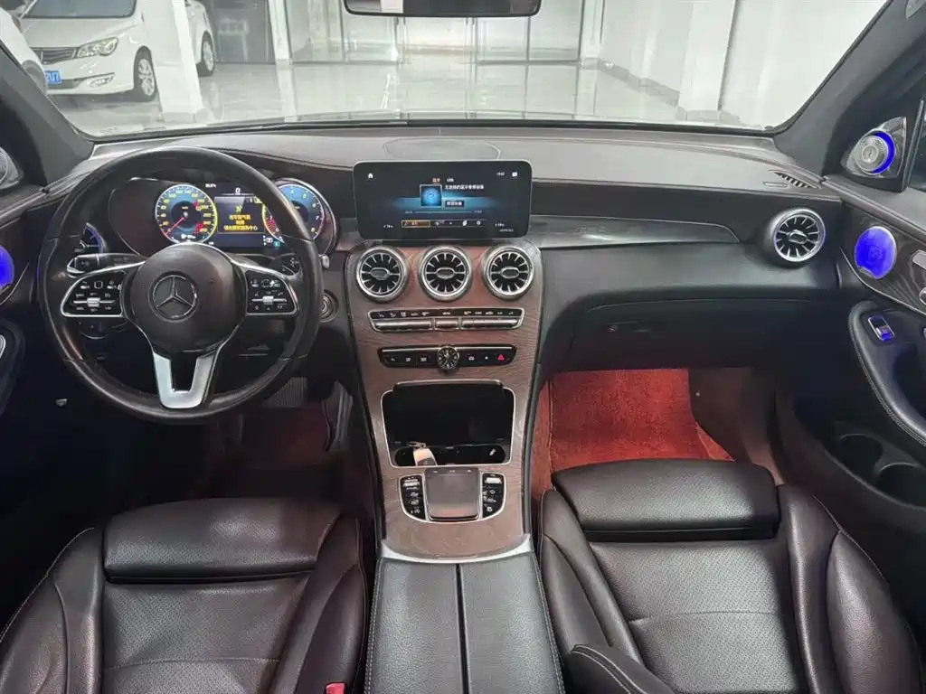 Mercedes-Benz GLC 2020 GLC 260 L 4MATIC Luxury